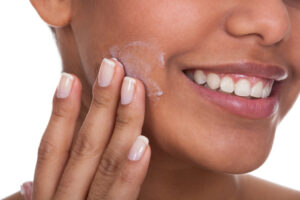 How To Take Care of Your Skin In The Sun To Avoid Sun Damage